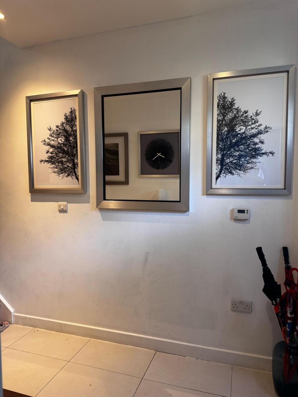 Modern 3 Bed 3 Bath House Near Greenwich